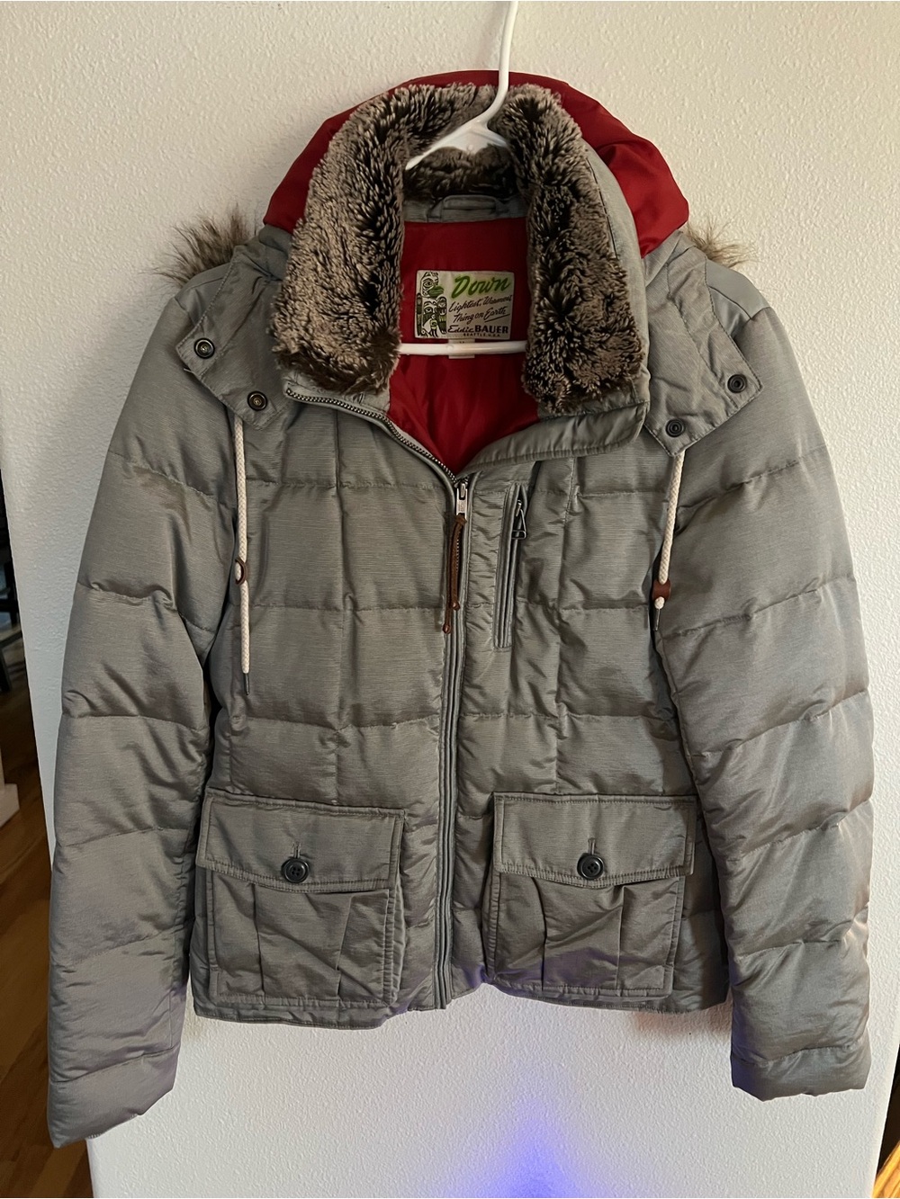 Eddie Bauer Classic Yukon Down Jacket size medium